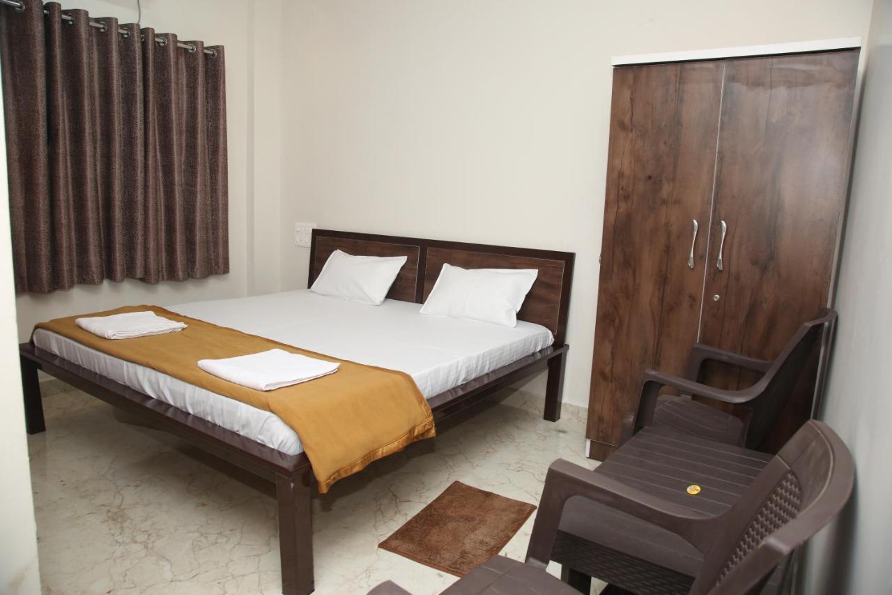 Hotel Madhusudan Executive Kolhapur Εξωτερικό φωτογραφία
