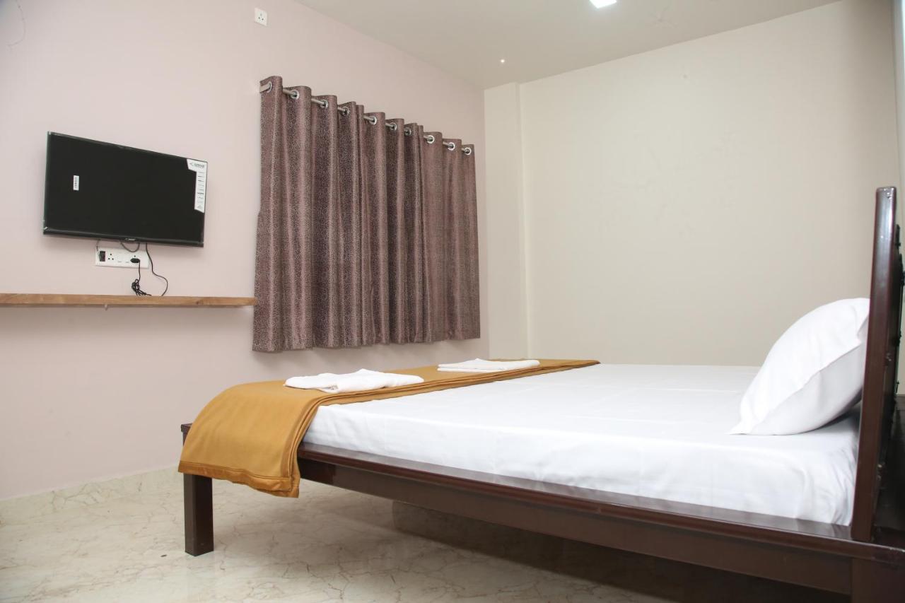 Hotel Madhusudan Executive Kolhapur Εξωτερικό φωτογραφία
