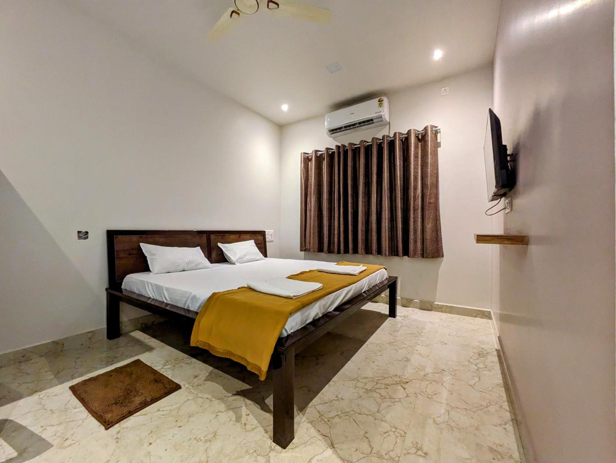 Hotel Madhusudan Executive Kolhapur Εξωτερικό φωτογραφία
